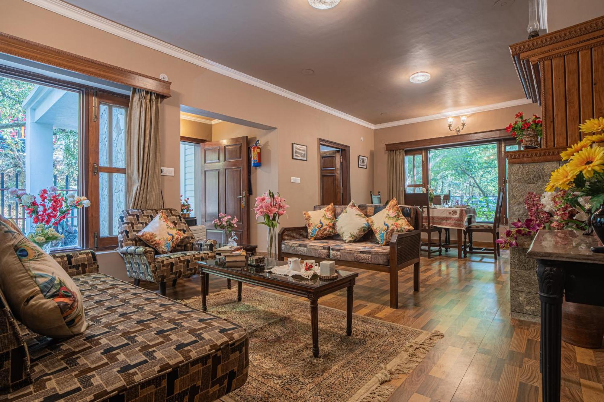 Vienna Forest Villa Nainital Esterno foto