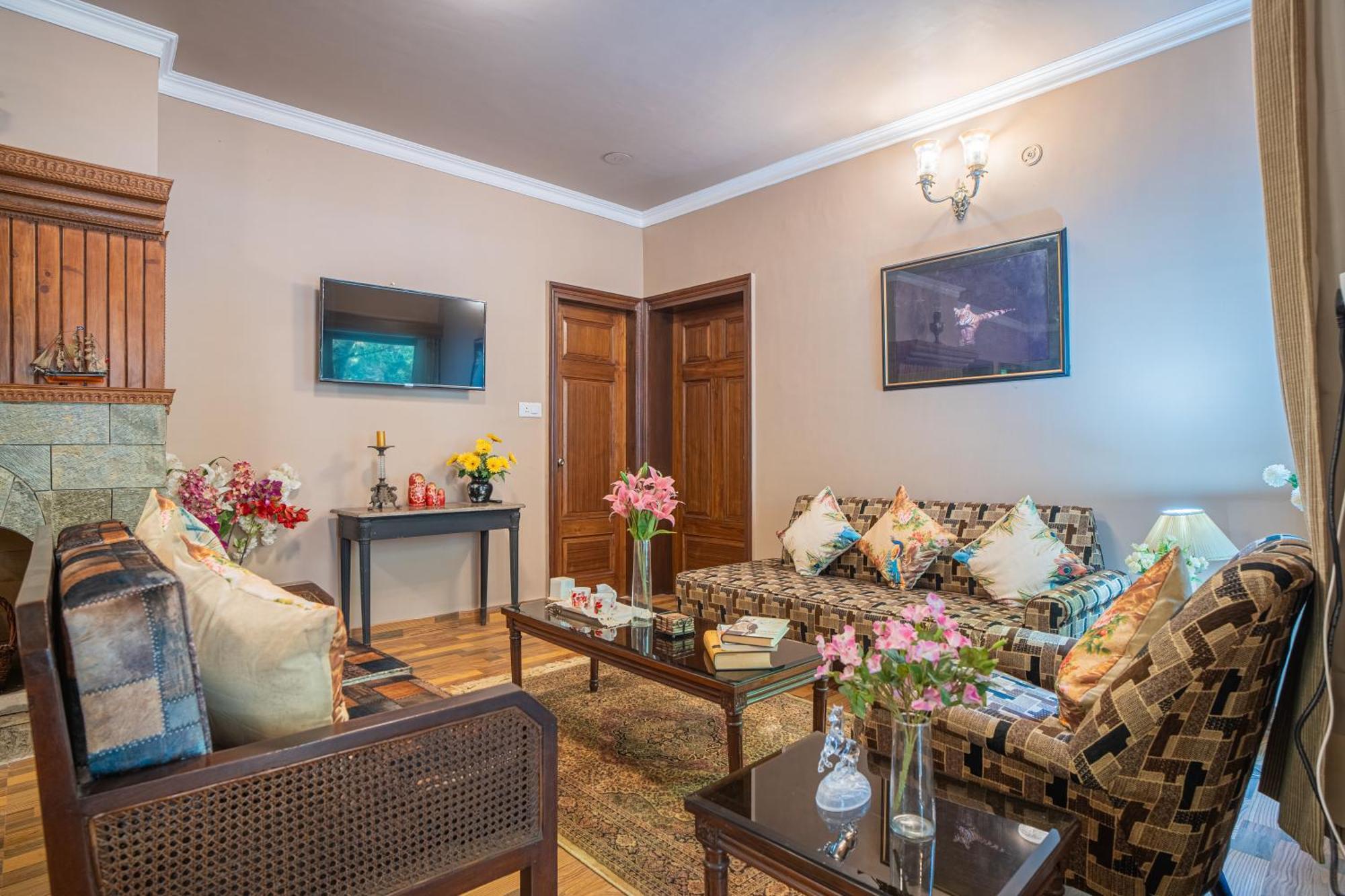 Vienna Forest Villa Nainital Esterno foto